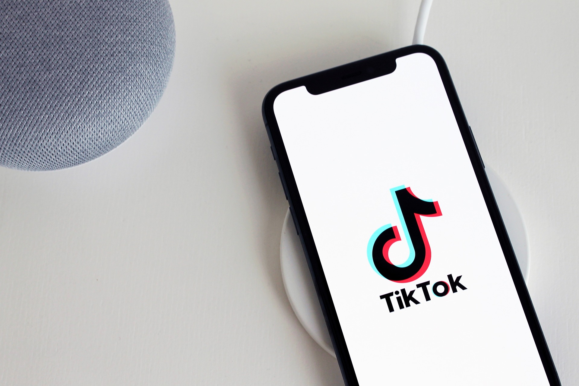 10 Tips for Crafting the Perfect Tiktok Ad